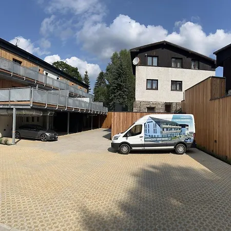 Luxusní Grand V Centru Harrachova Se Soukromou Mega Terasou, S Možností Dobíjení Wallbox Ev A Výhledem Na Harrachovský Kostelíček Apartmán *