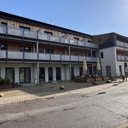 Luxusní Grand V Centru Harrachova Se Soukromou Mega Terasou, S Možností Dobíjení Wallbox Ev A Výhledem Na Harrachovský Kostelíček Harrachov